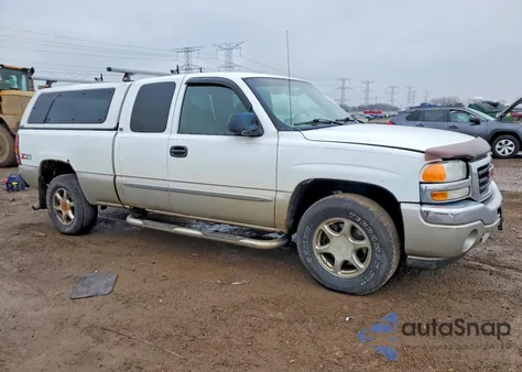 2005 GMC New Sierra K1500 from USA, damaged, VIN 1GTEK19B85Z191583